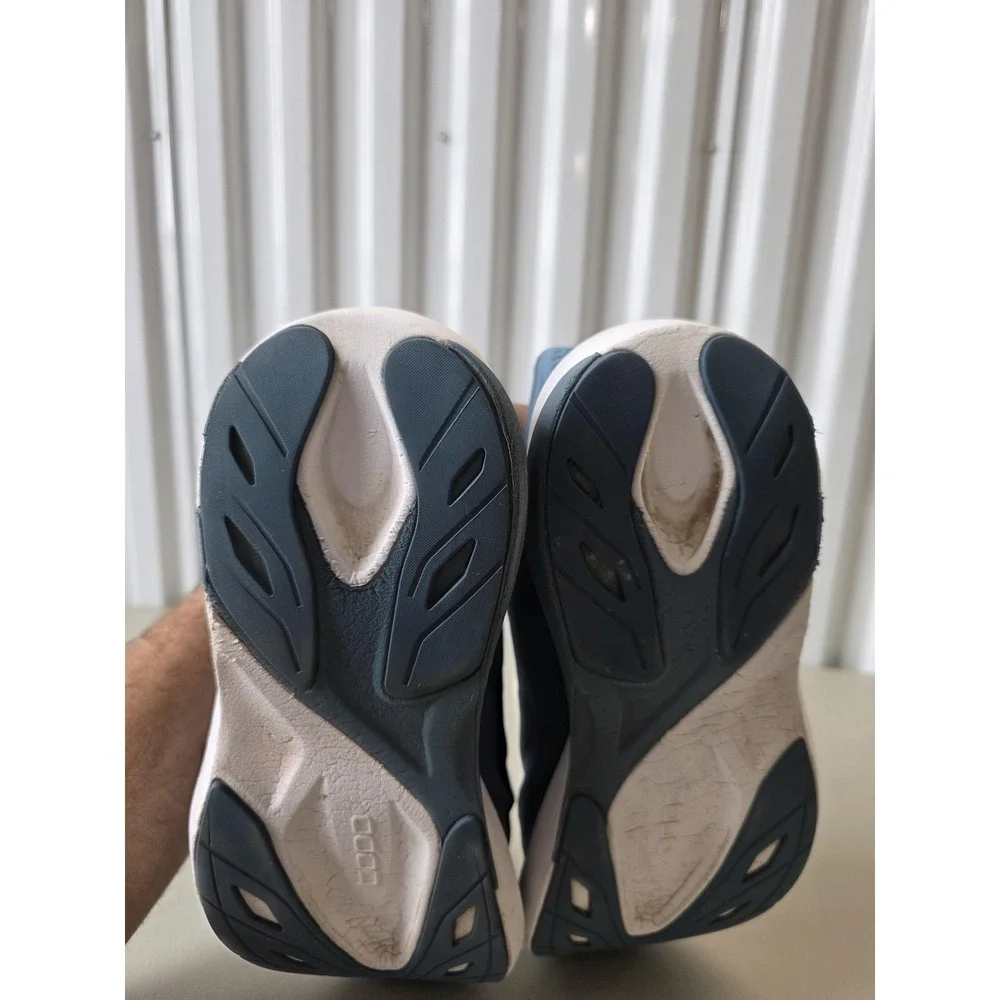 Topo Athletic Aura Shoes Mens Size 10.5 Blue White Cushioned Running Sneakers